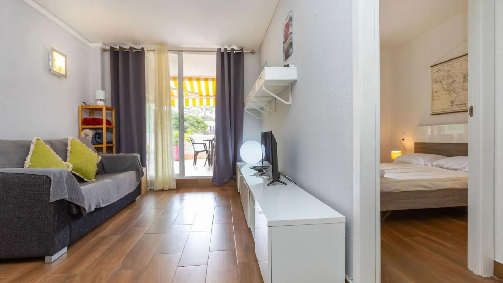Apartment Catalunya 92-6 By Interhome Salou