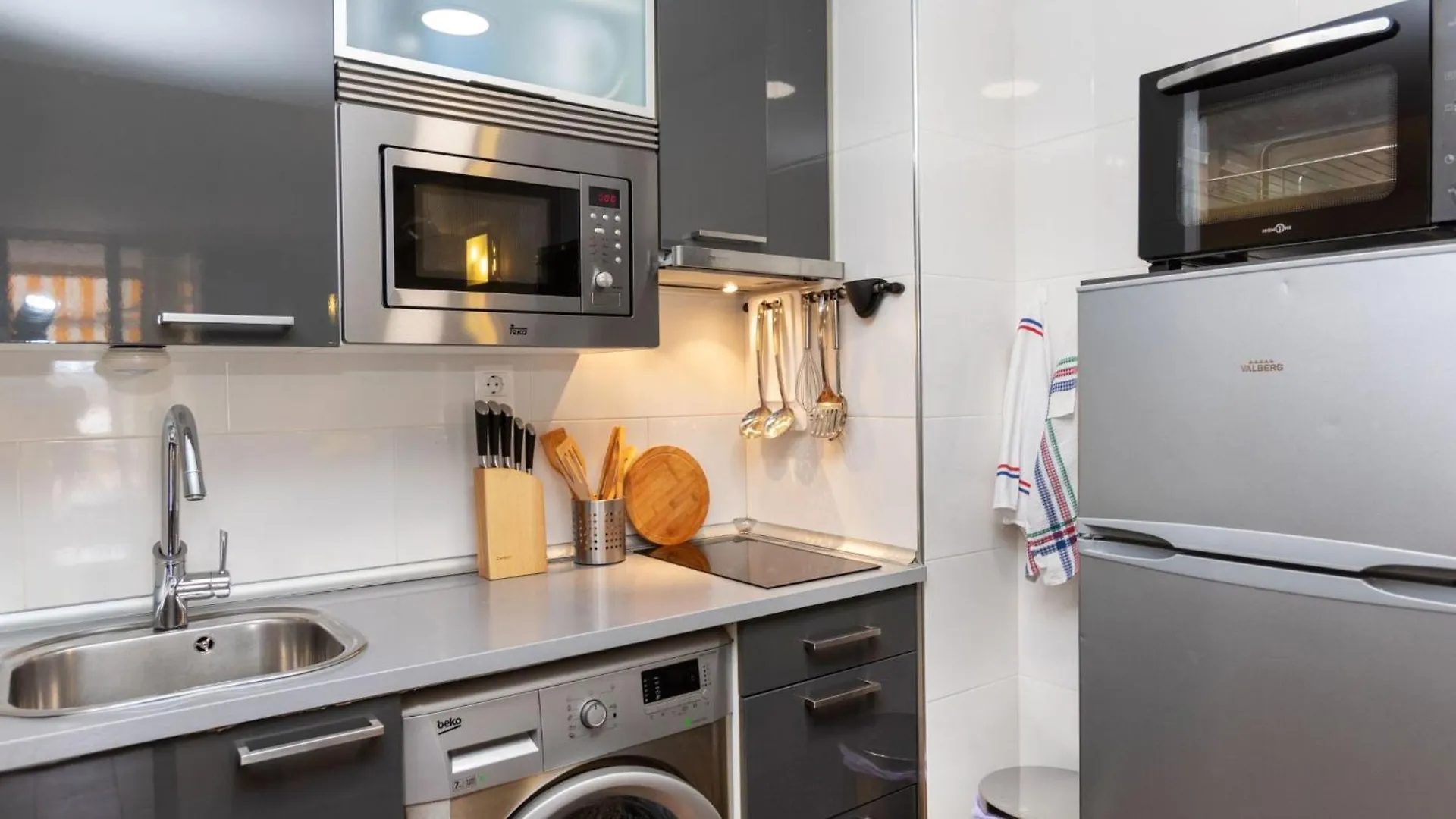 Apartment Catalunya 92-6 By Interhome Salou
