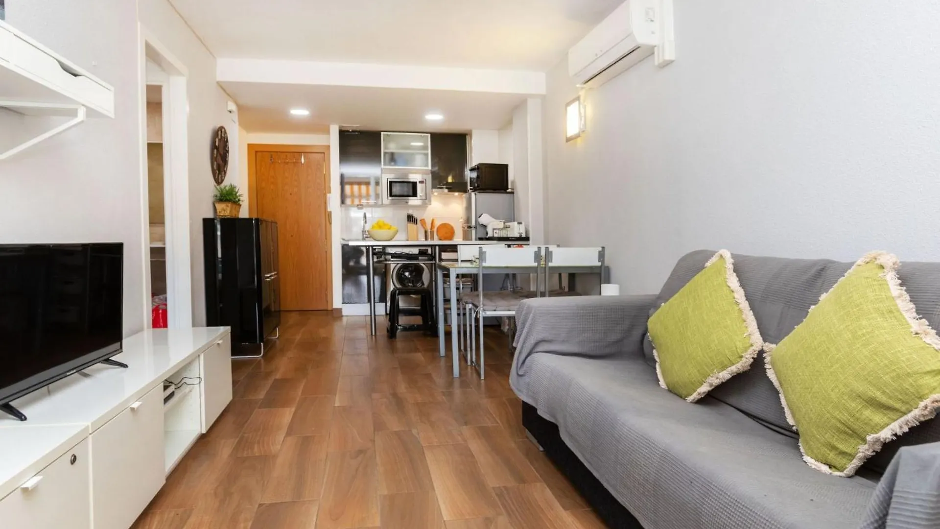 Apartment Catalunya 92-6 By Interhome Salou